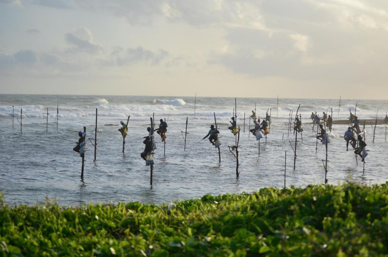 Ashford Beach Matara Extérieur photo
